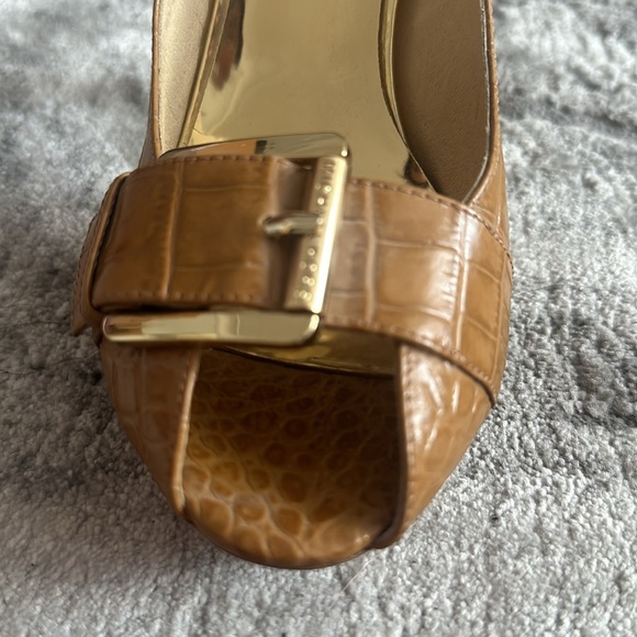 Michael Kors sling back open toe high heel pump - Picture 2 of 6